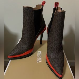 MICHAEL Michael Kors KeKe Extreme Booties/ size 9/ brown & orange.